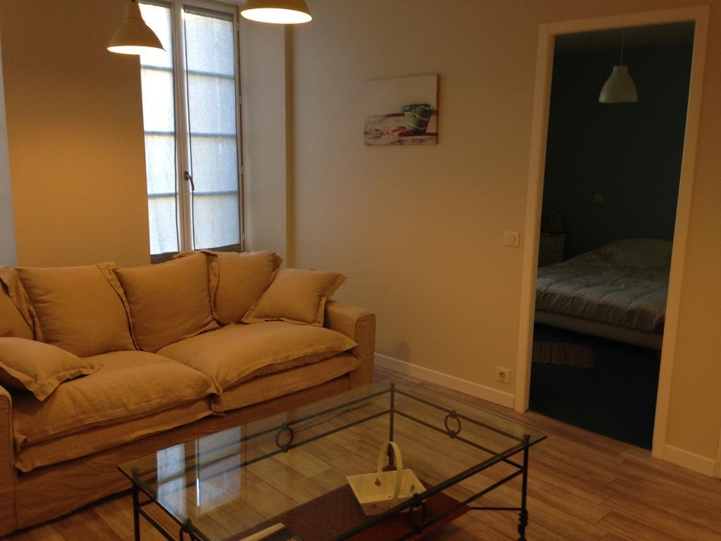 Appartements D'Hotes Santa Giulia Niort Room photo