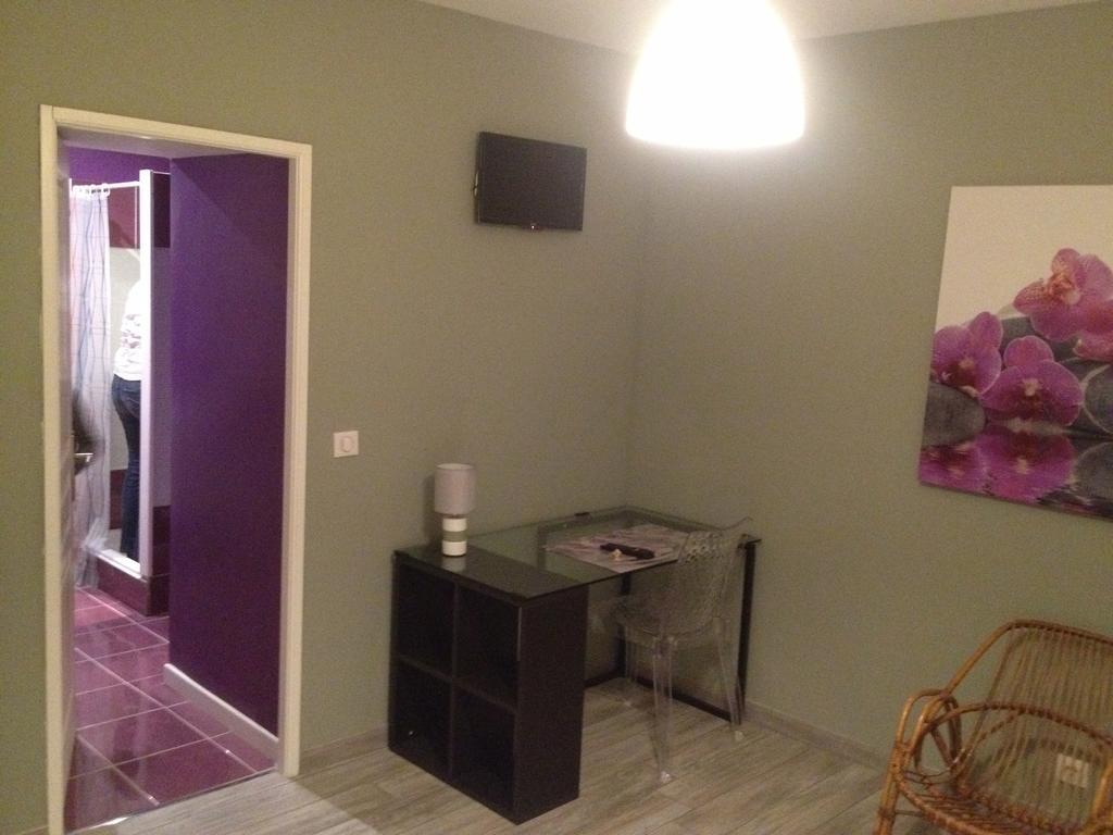 Appartements D'Hotes Santa Giulia Niort Room photo